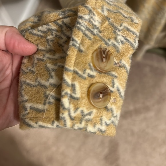 NWOT shacket - Picture 4 of 9